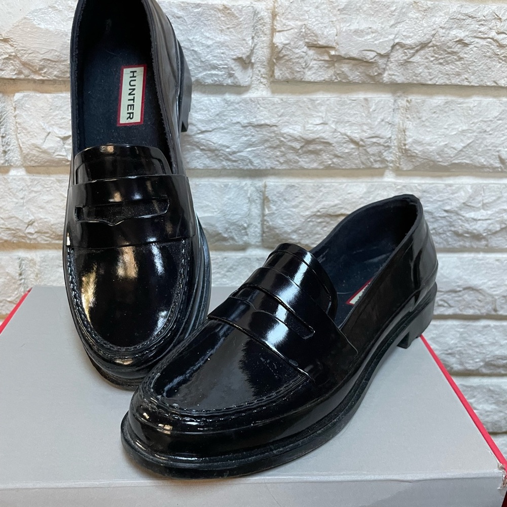 HUNTER Original Gloss Black Waterproof Penny Loafers with box size 7